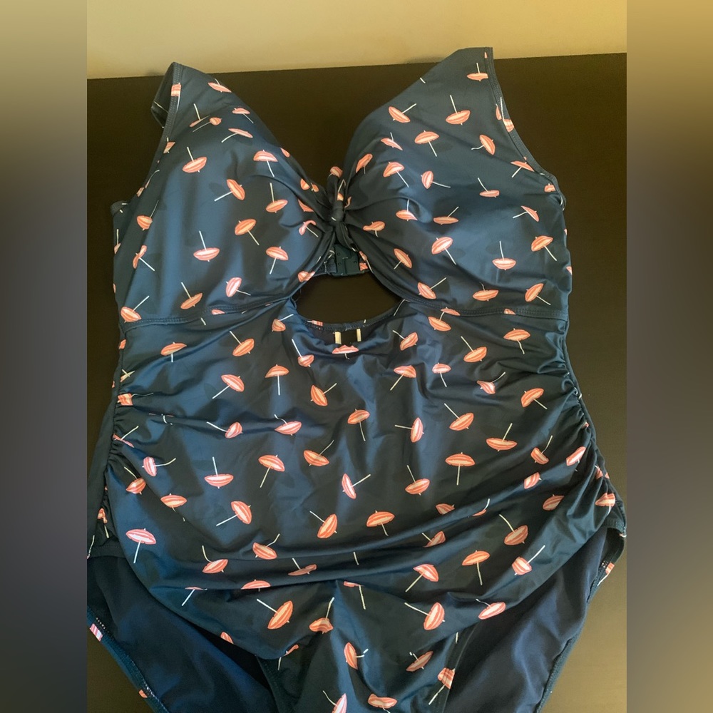 NipTuck - One piece swimsuit